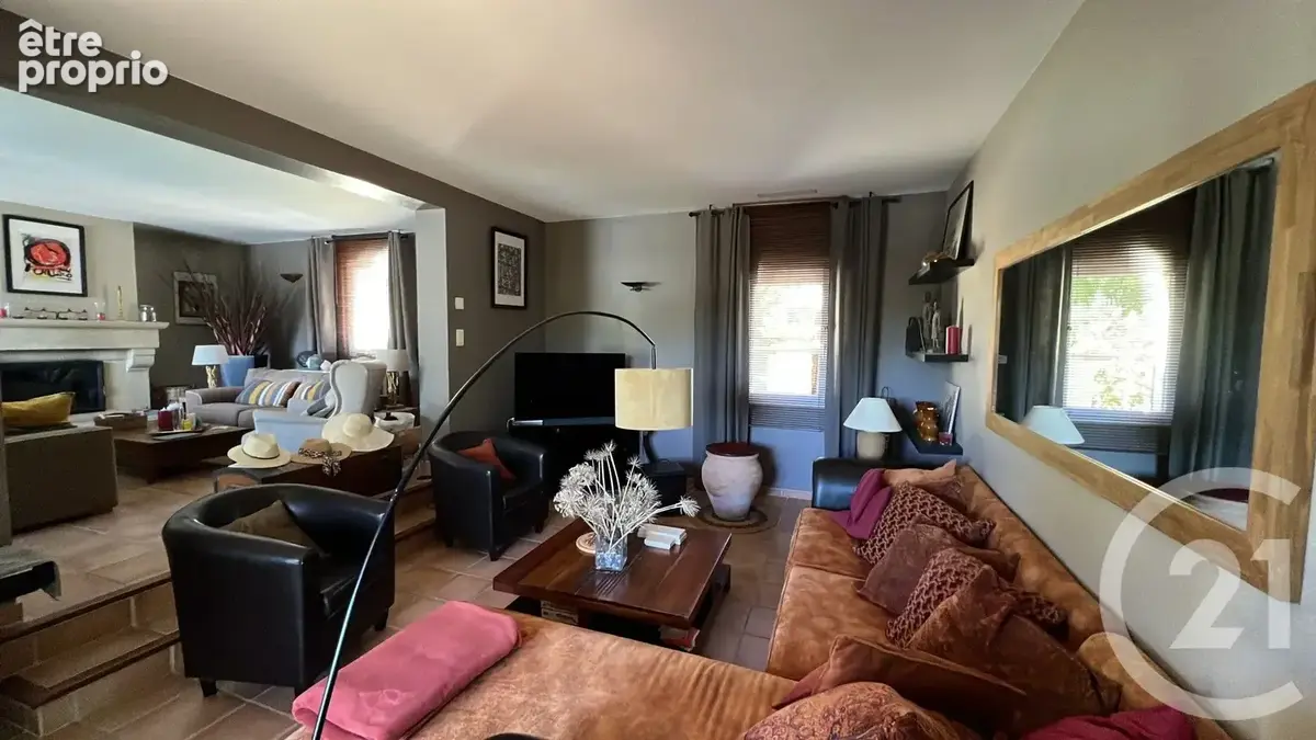 Maison 131 m² à Castillon-Du-Gard  - photo 9