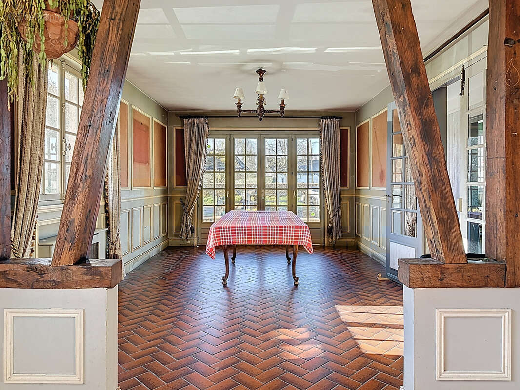 Maison avec grand jardin   3 chambres   Sous-sol complet   Dépendances - photo 3