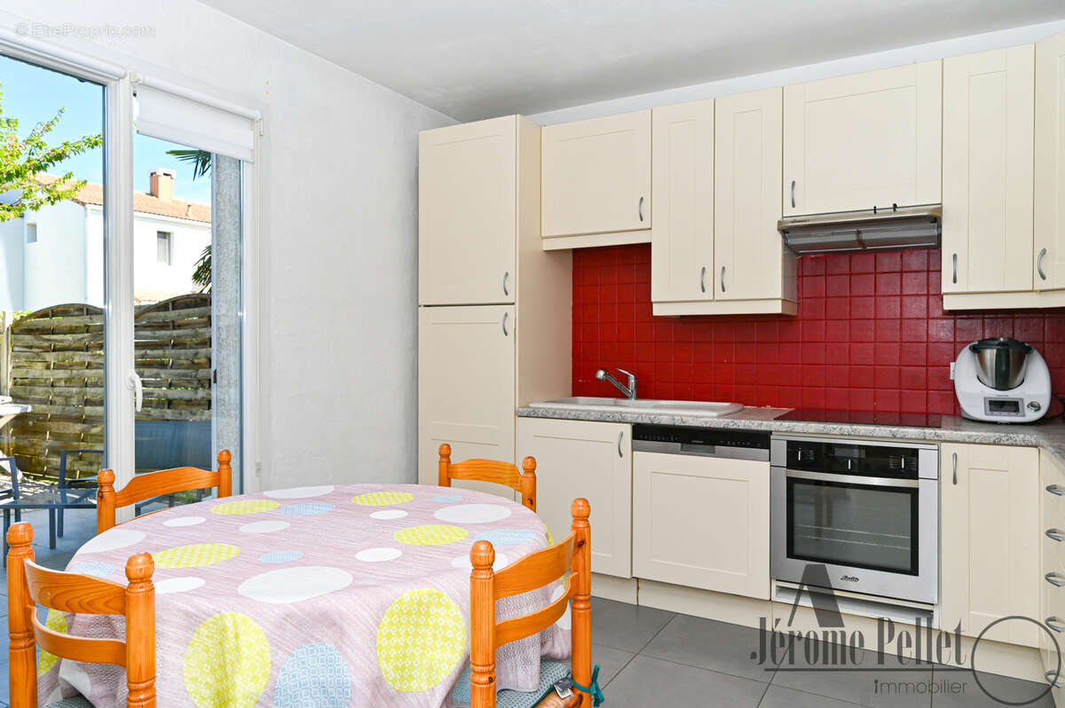 Maison à COMMUNAY