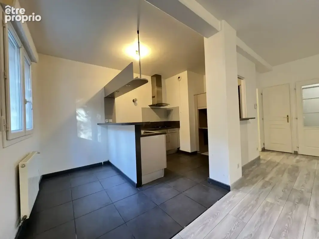 Appartement 4 pièces 89 m² à vendre à Saint-Etienne (42000) - photo 2