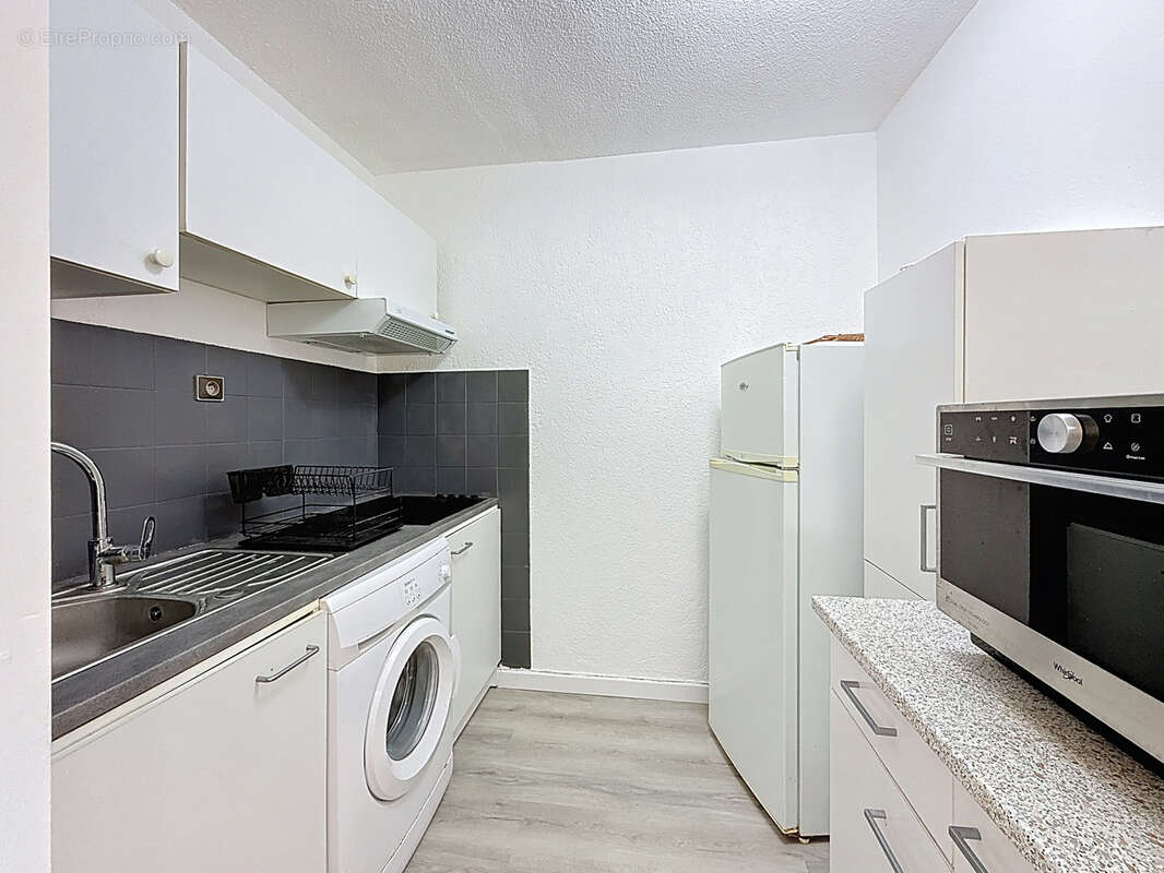 Appartement à SIX-FOURS-LES-PLAGES