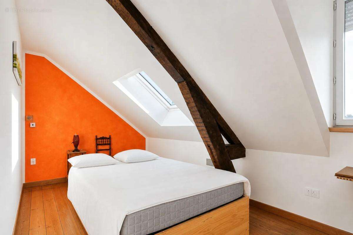 Appartement à SAINT-YRIEIX-LA-PERCHE