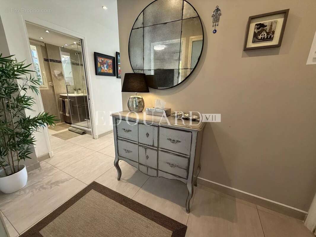 Appartement à BEAUSOLEIL