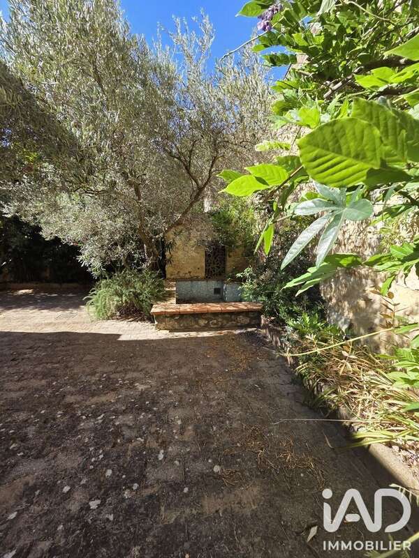 Maison 190 m² à Roquemaure  - photo 8