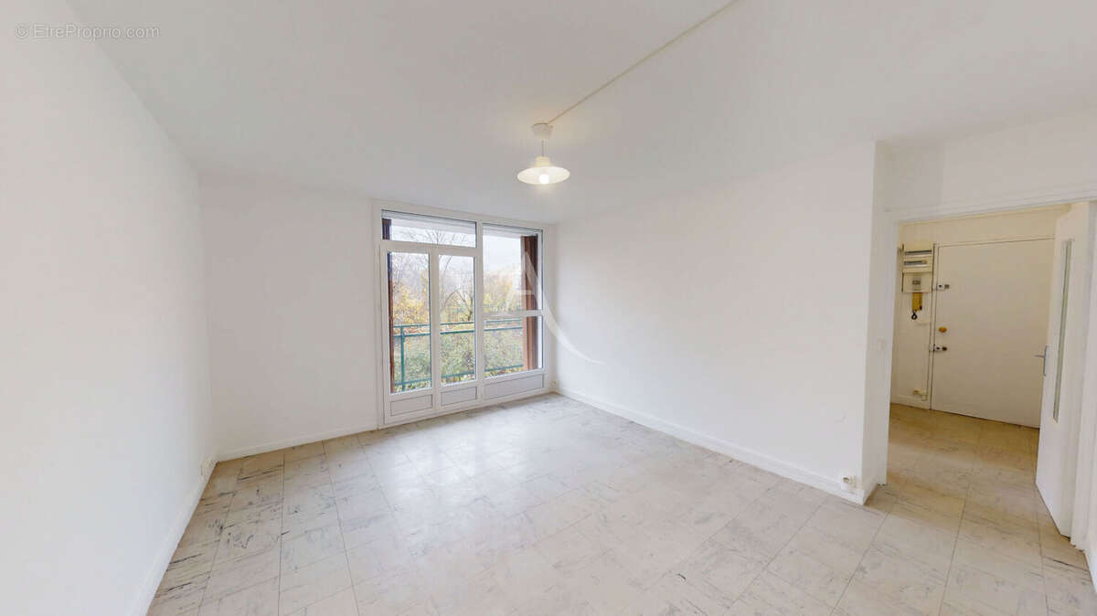 Appartement à ROSNY-SOUS-BOIS