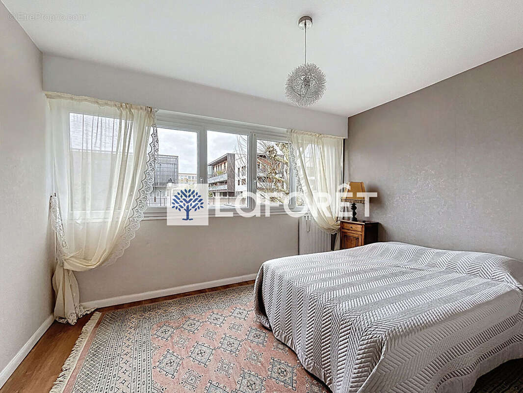 Appartement à NOISY-LE-ROI