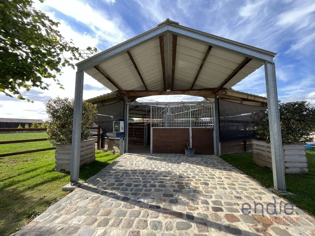 Domaine équestre d'exception avec habitation - photo 20