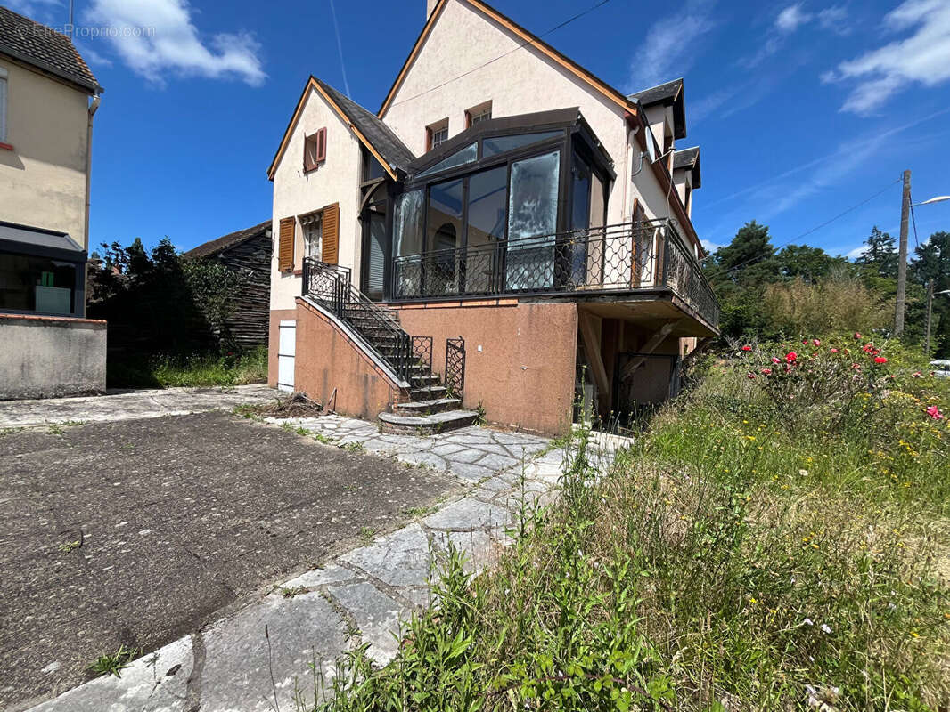 Maison à BRINON-SUR-SAULDRE