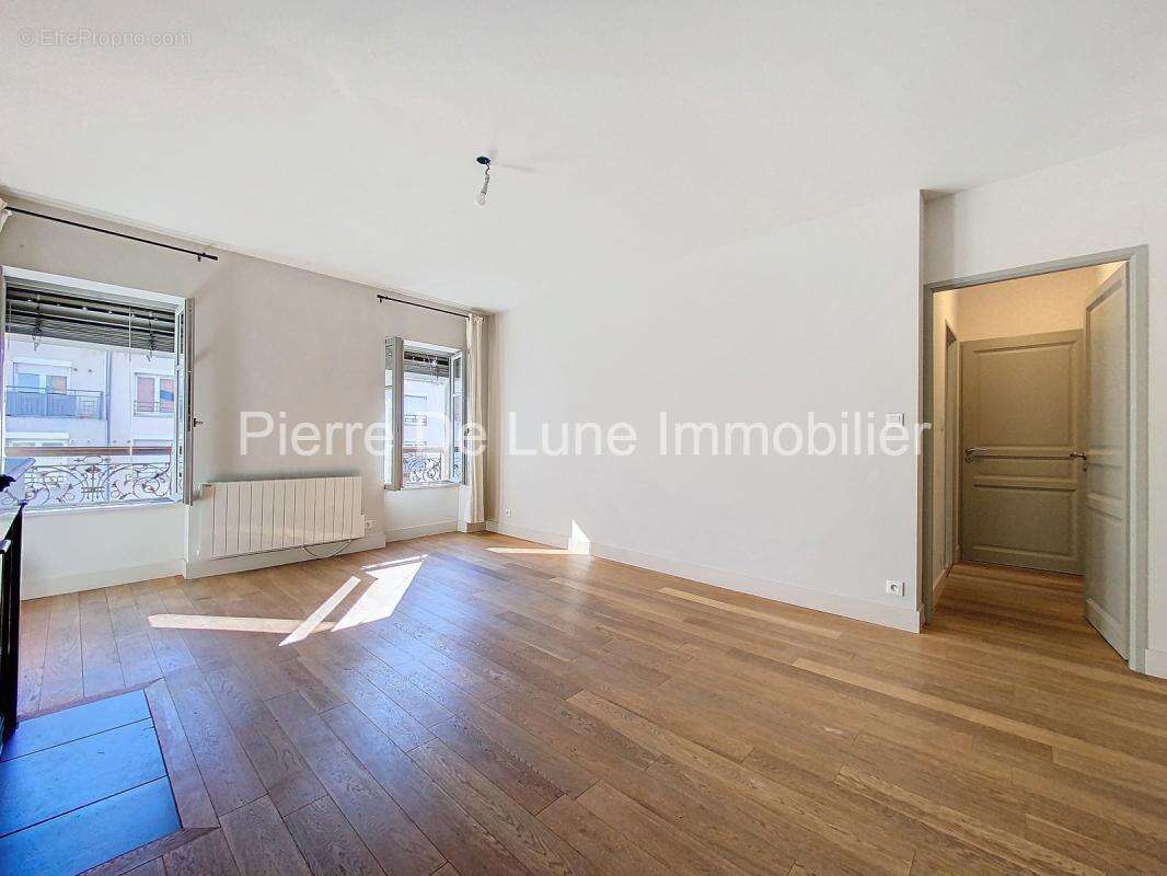 Appartement à LYON-6E