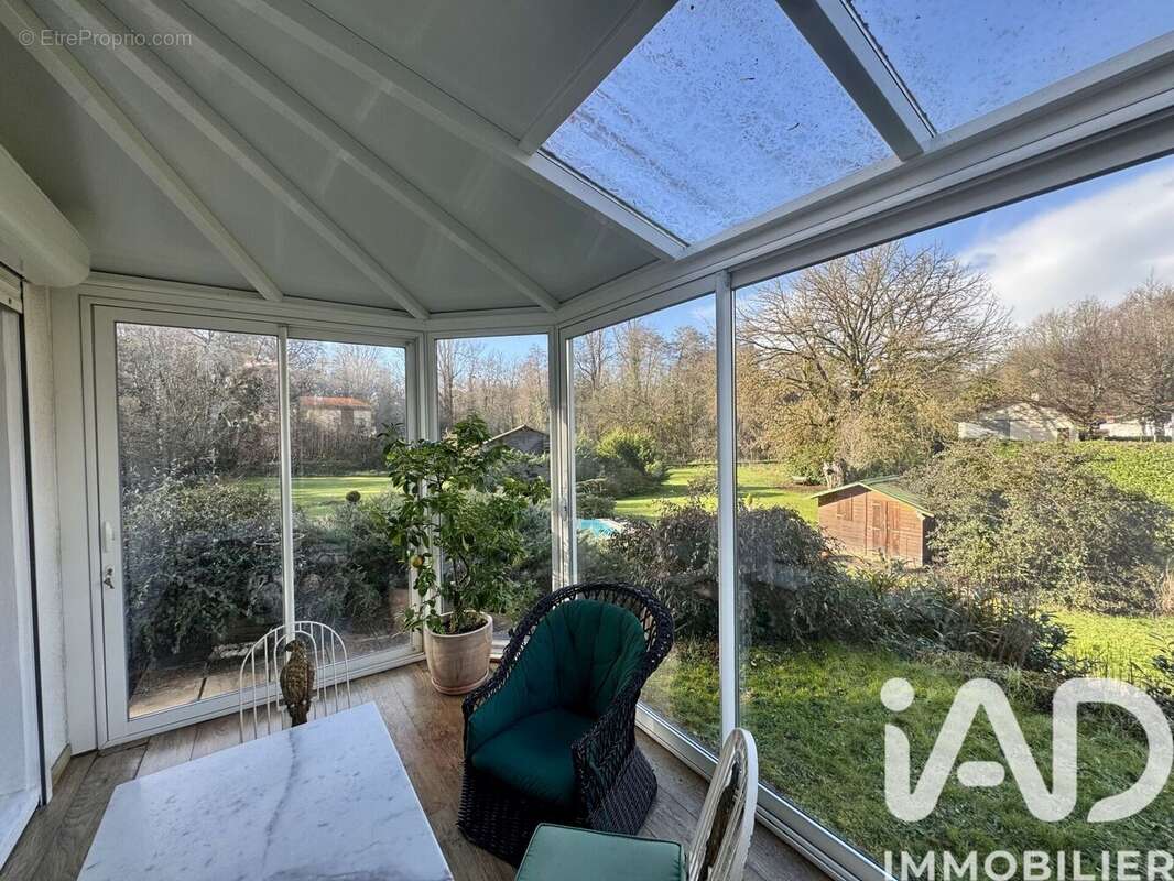 Photo 8 - Maison à FARGUES-SAINT-HILAIRE