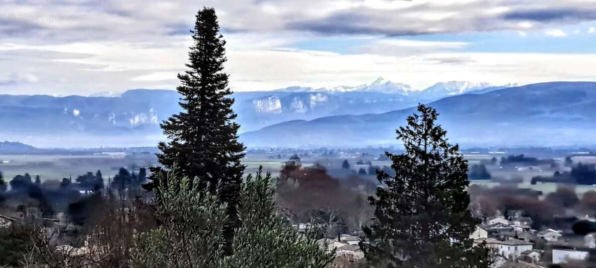 Maison à MOURS-SAINT-EUSEBE