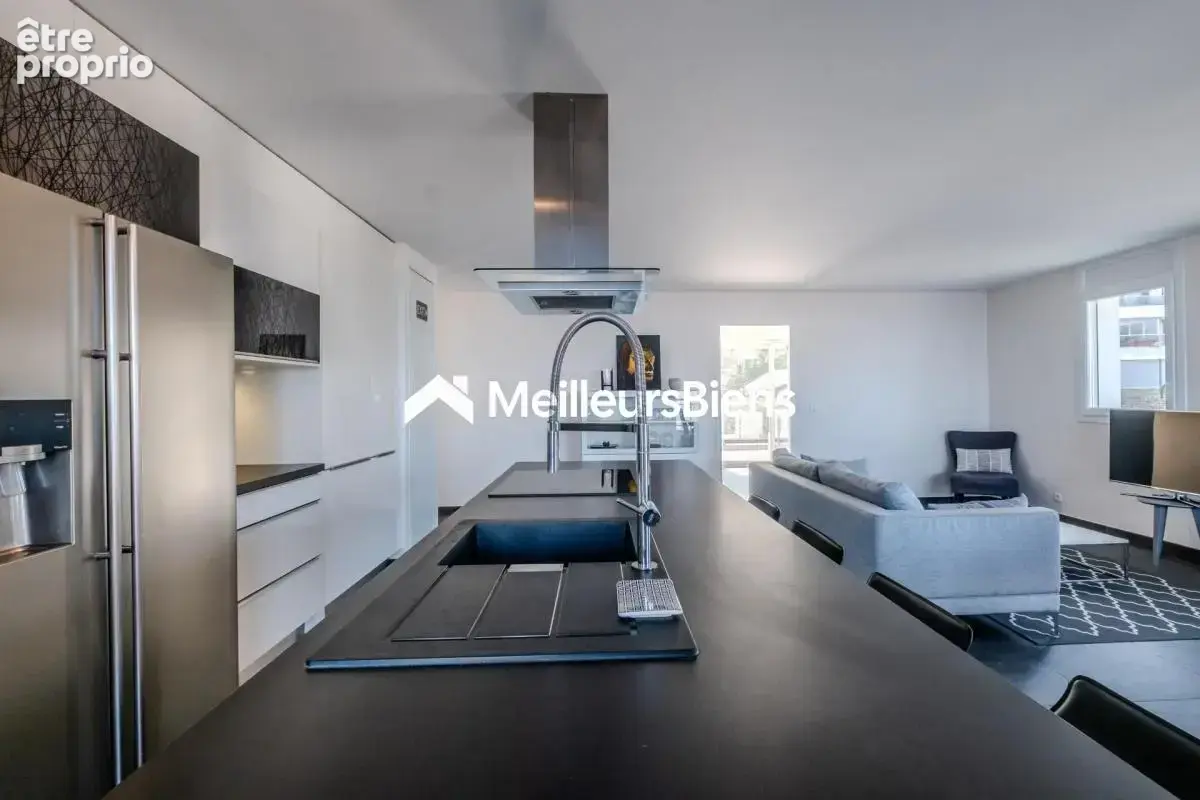 Appartement T4 103m² Evian les Bains, garage, vue lac - photo 13