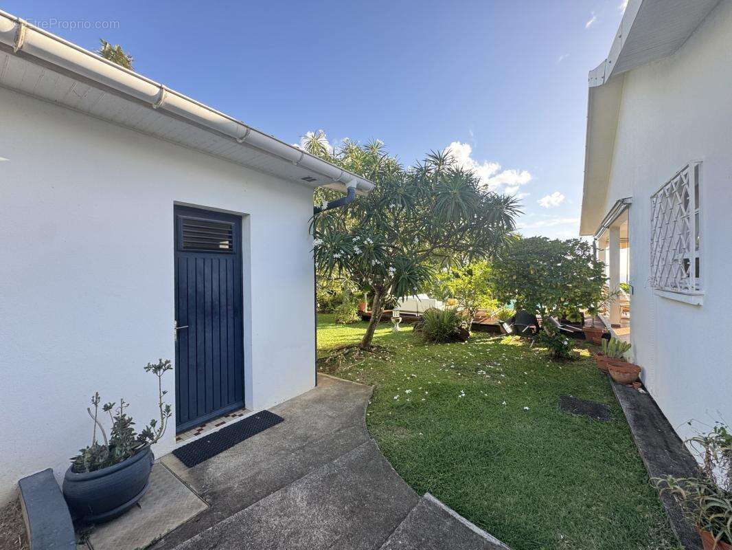 Maison à CASE-PILOTE