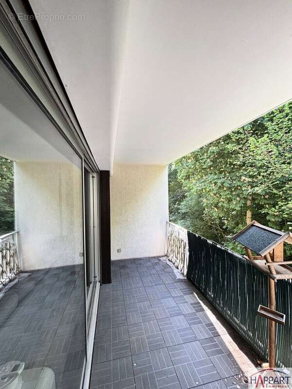 Appartement à VAUX-LE-PENIL