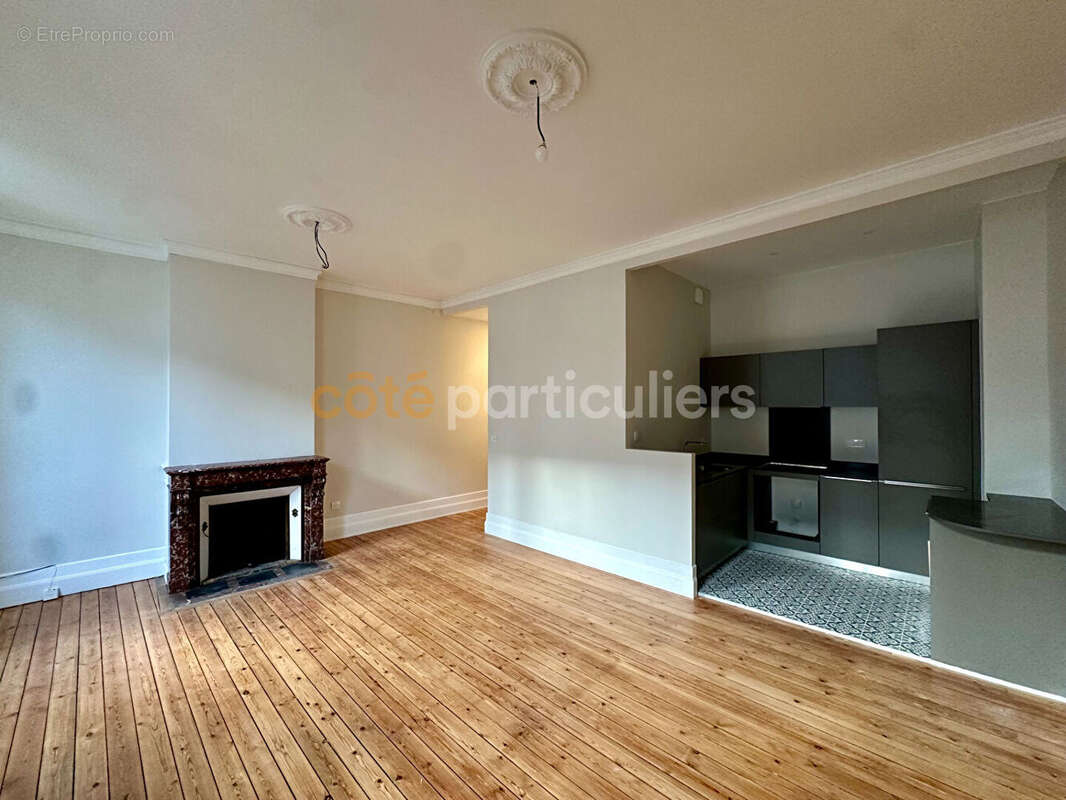 Appartement à BORDEAUX