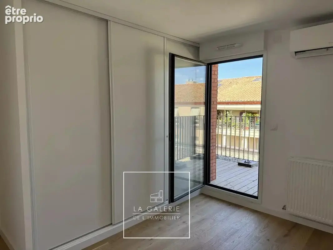 A vendre - saint-michel – dernier étage – t5 109 m² – 4 chambres – 52 m² de terrasses – 2 parkings - photo 8