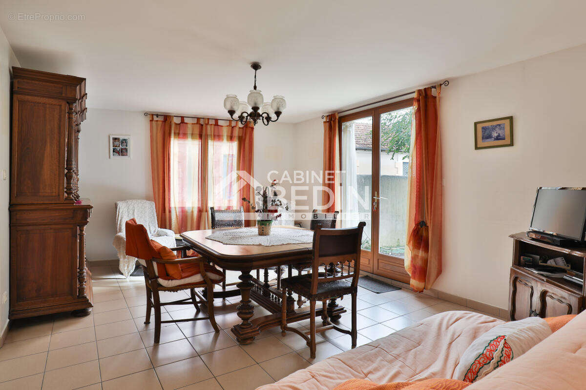 Maison à SAINT-SYMPHORIEN