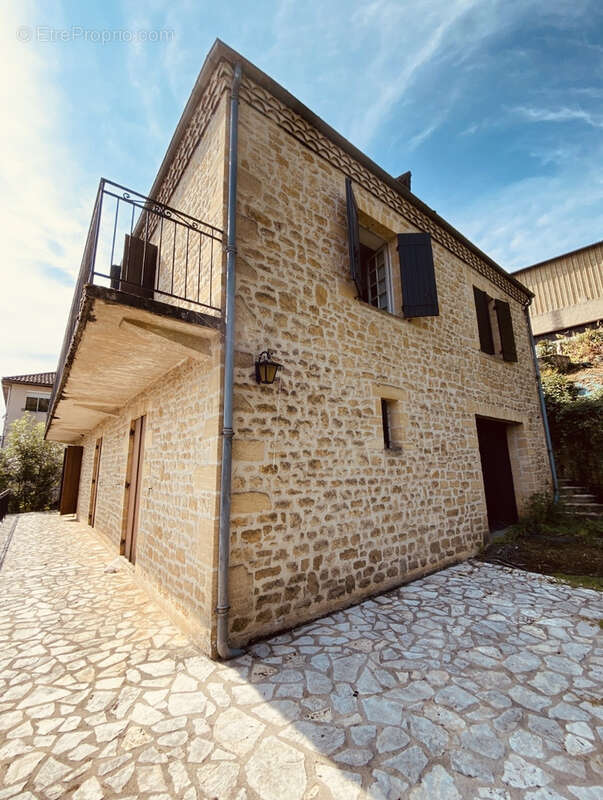 Maison à SALLES-DE-BELVES