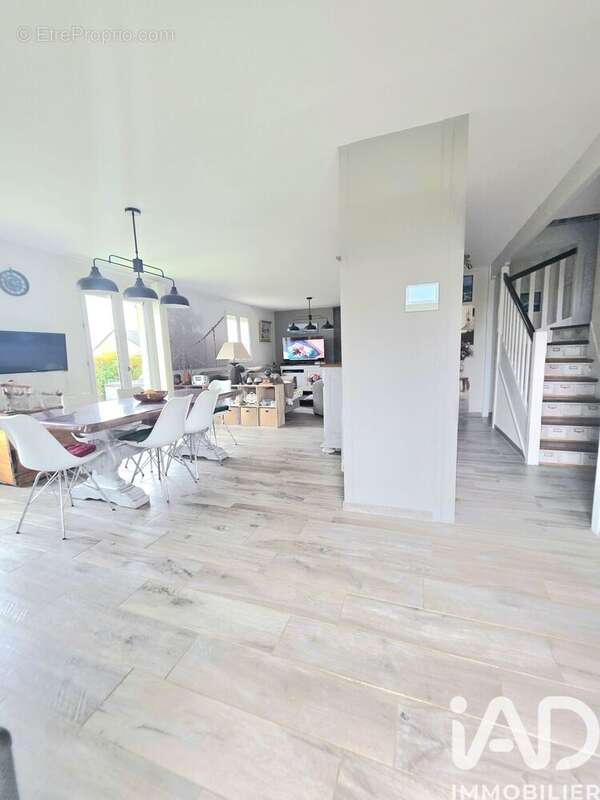 Photo 3 - Maison à MONTIVILLIERS