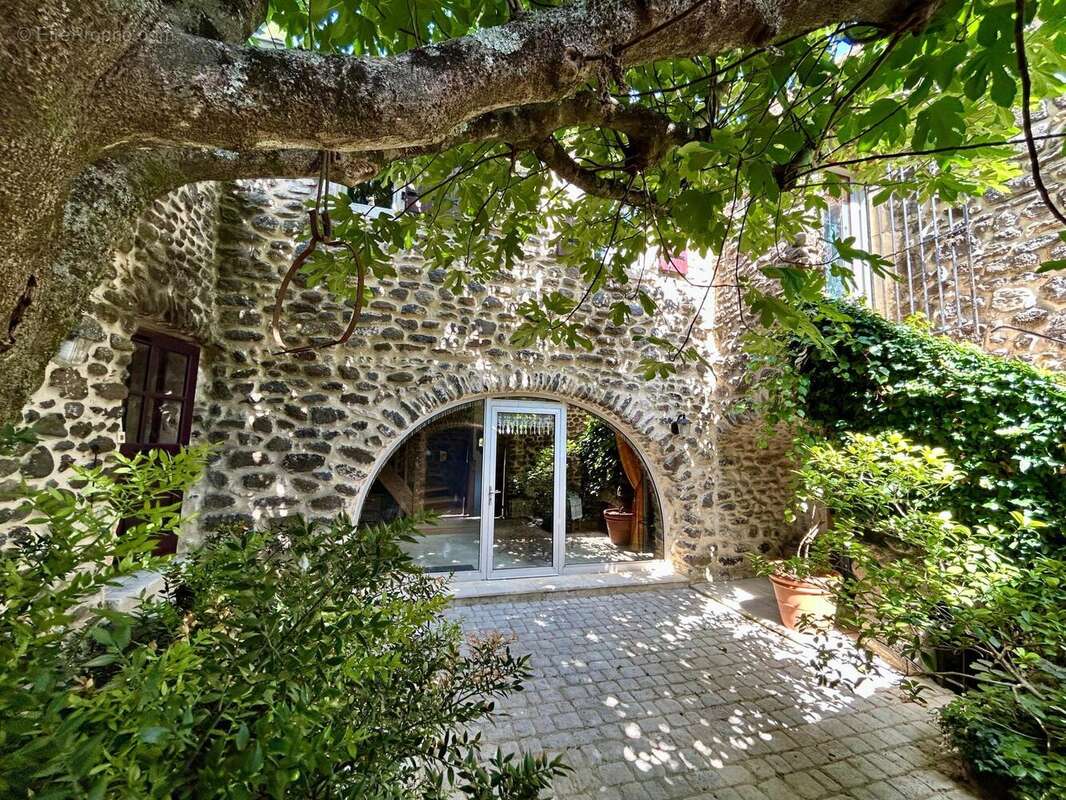 Photo 2 - Maison à SAINT-MARTIN-SUR-LAVEZON