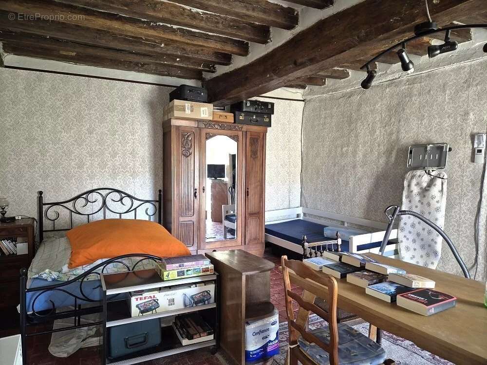 Maison à BEAUNE-LA-ROLANDE