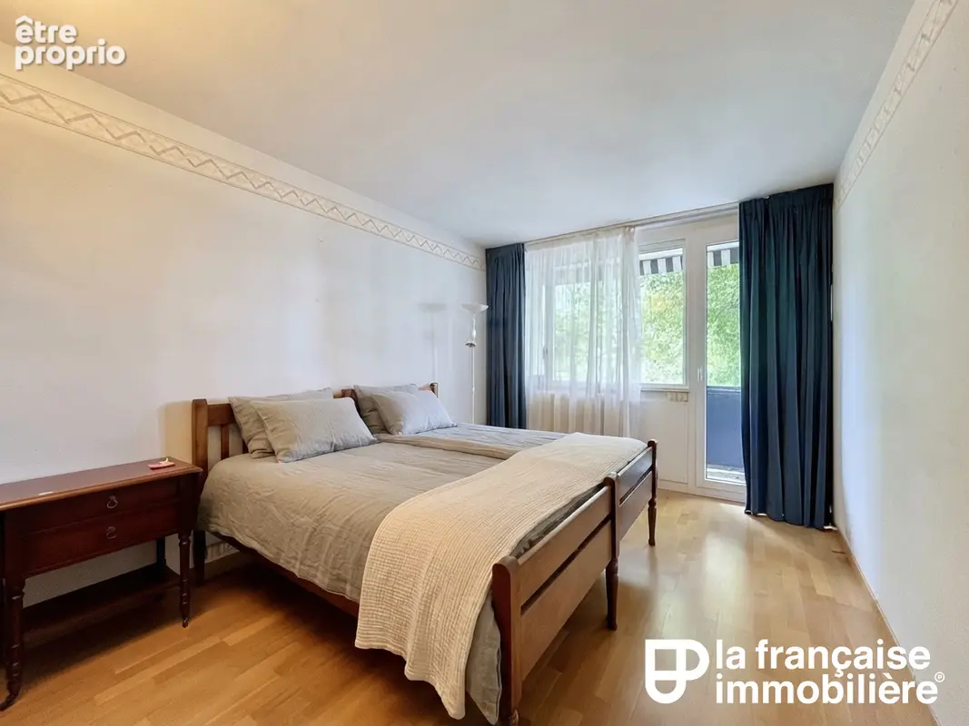 Appartement Rennes 8 pièces 123 m² - 5 chambres - 2 balcons - Quartier Jeanne d'Arc - photo 2