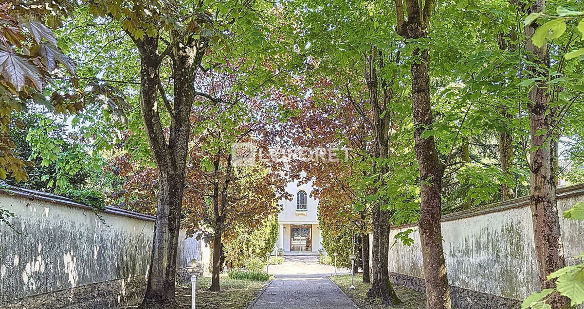 Maison à CHAMPIGNY-SUR-MARNE