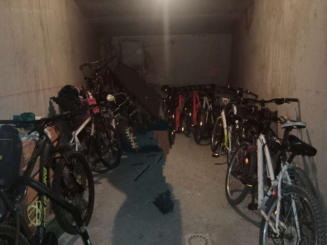 Appartement à BILLERE