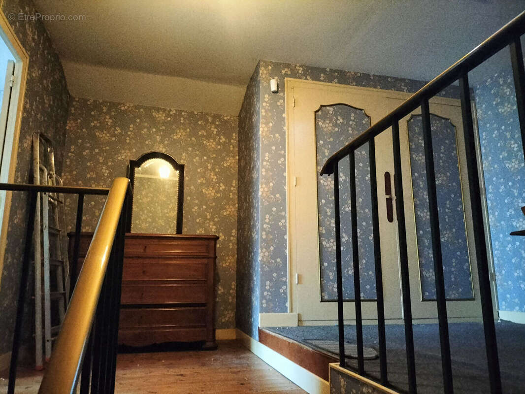 Maison à TONNAY-CHARENTE