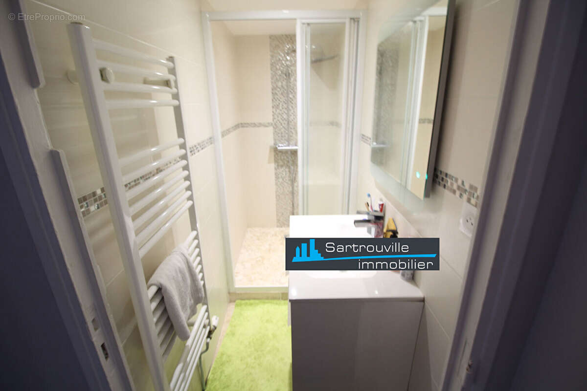 Maison à SARTROUVILLE