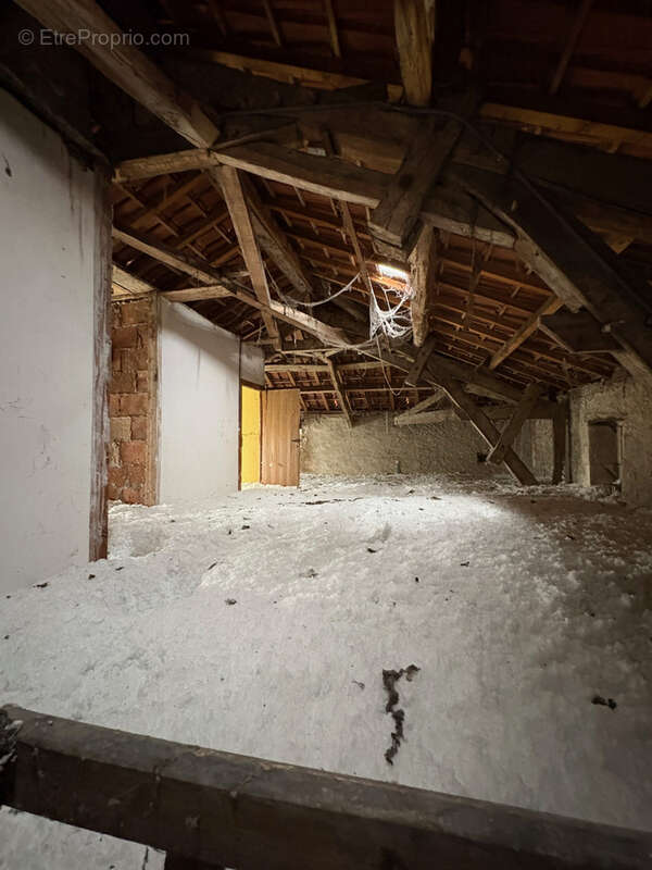 Maison à MONSEMPRON-LIBOS