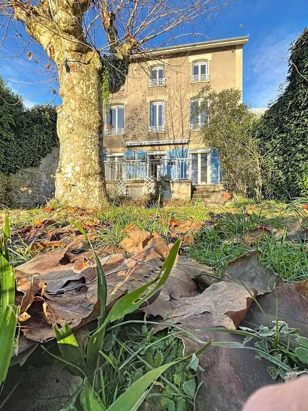 Maison à LA TRONCHE