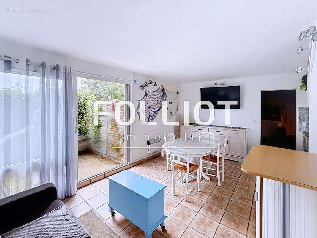 Appartement à COURSEULLES-SUR-MER