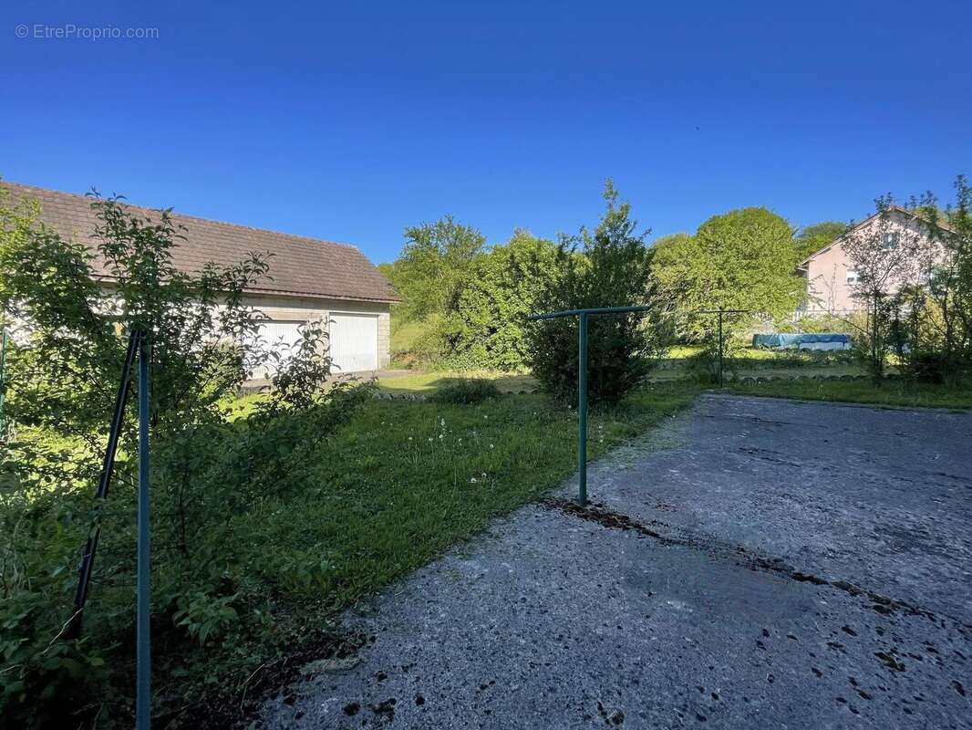 Photo 3 - Maison à DAMPIERRE