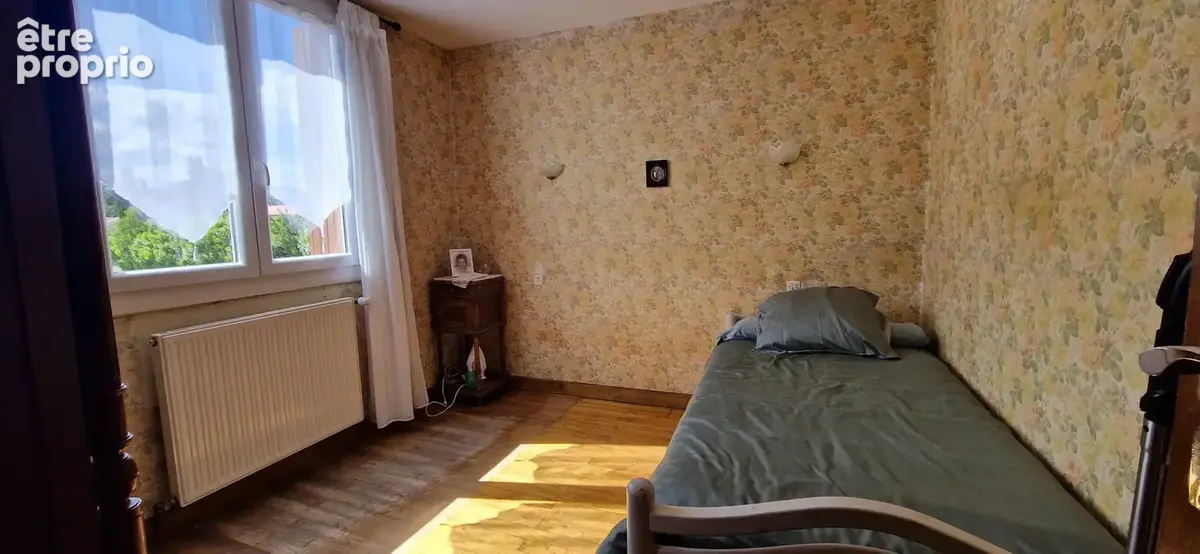 EXCLUSIVITE - ILLE SUR TET Maison de ville sur 3 faces avec jardin de 500 m2 env Bon Quartier - photo 10