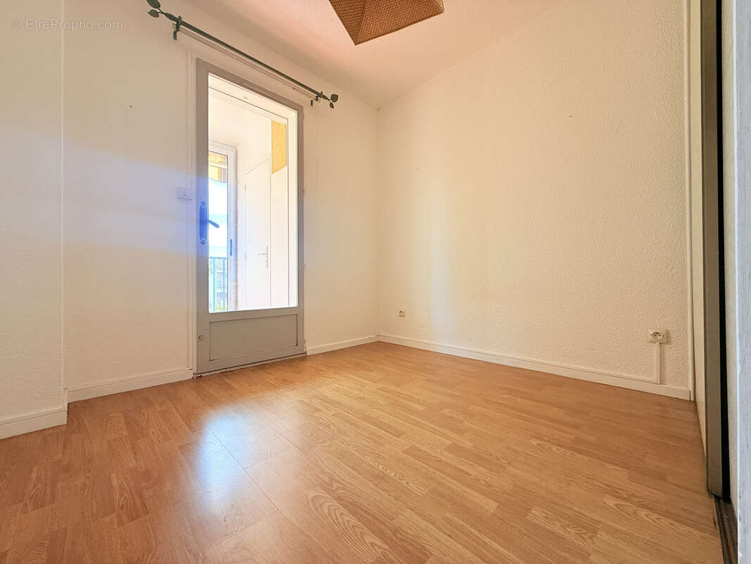 Appartement à LA LONDE-LES-MAURES