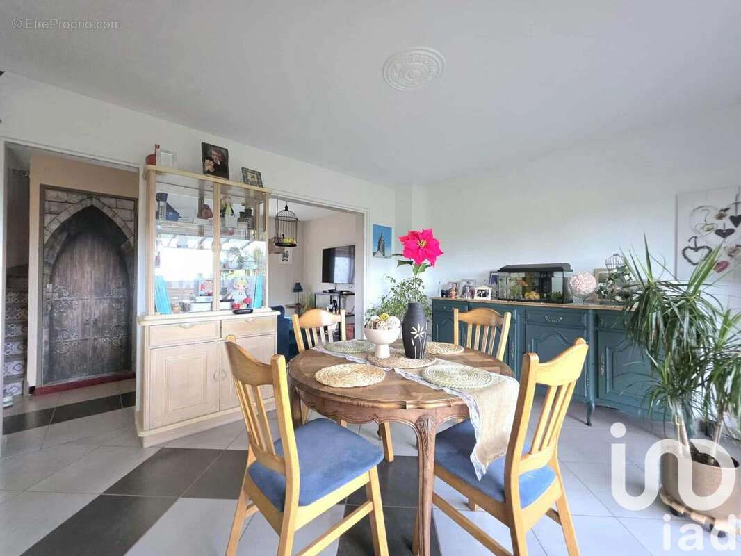 Photo 4 - Maison à ETROEUNGT