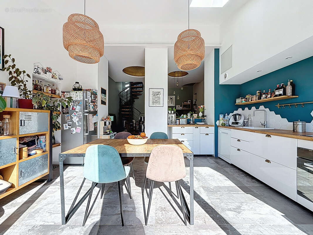 Appartement à LENTILLY