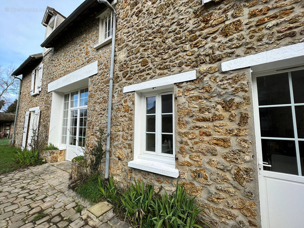 Maison à MAGNY-LES-HAMEAUX