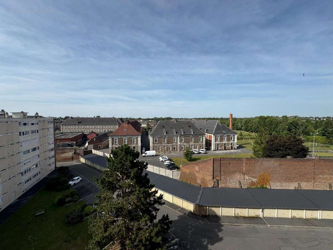Appartement 73 m² à Cambrai  - photo 7