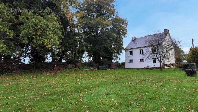 Maison à SAINT-MARTIN-DES-PRES