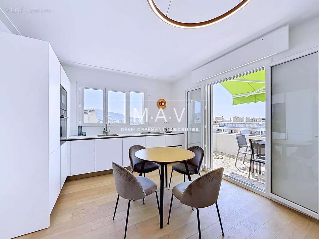 Appartement à NICE