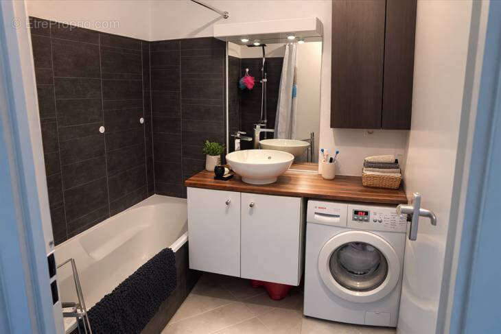 Appartement à FLOURENS