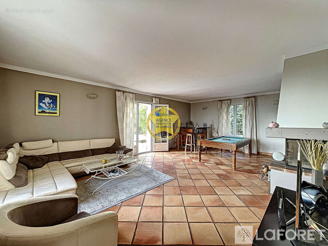 Maison à ROCHEFORT-DU-GARD