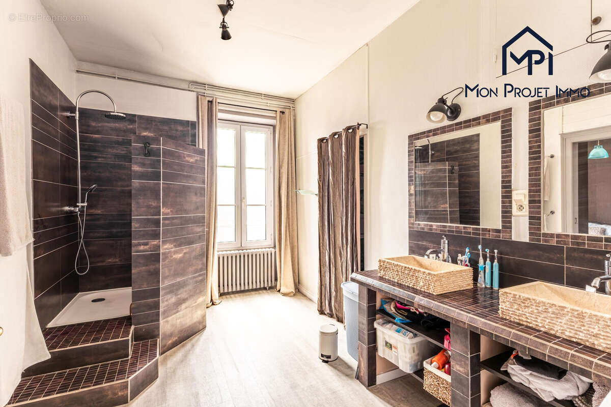 Appartement à LAVAL