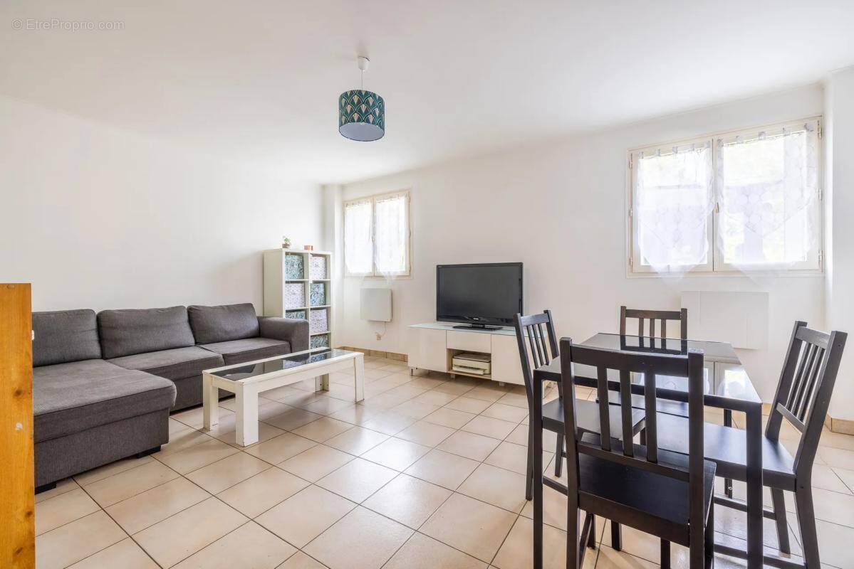 Appartement à VILLENEUVE-SAINT-GEORGES