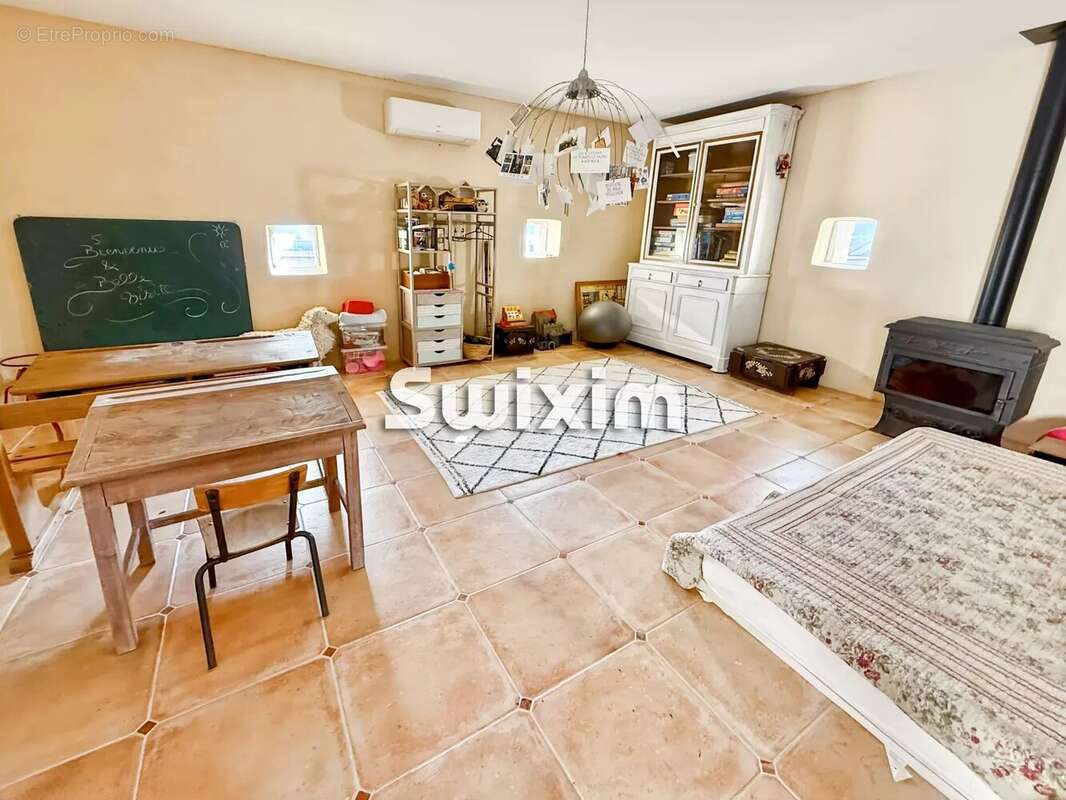 Maison à SAINT-MARCEL-LES-SAUZET