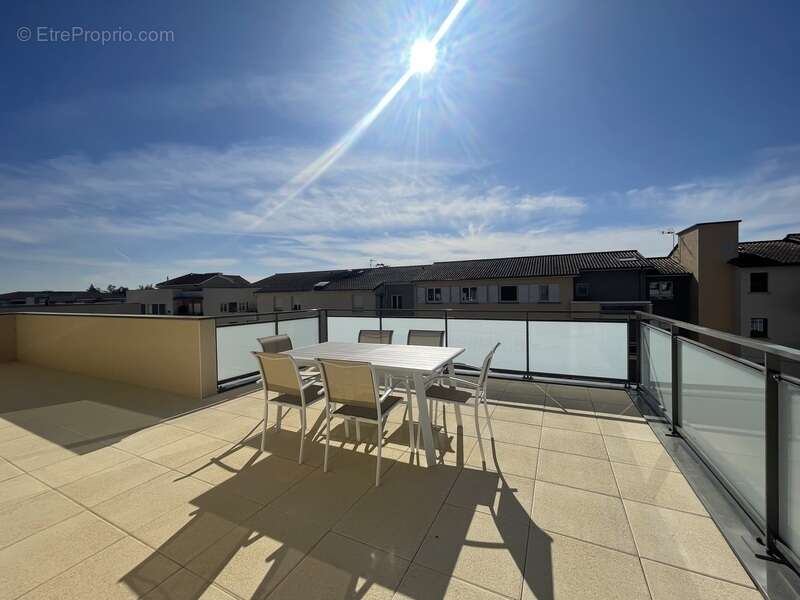 Appartement à CRAPONNE