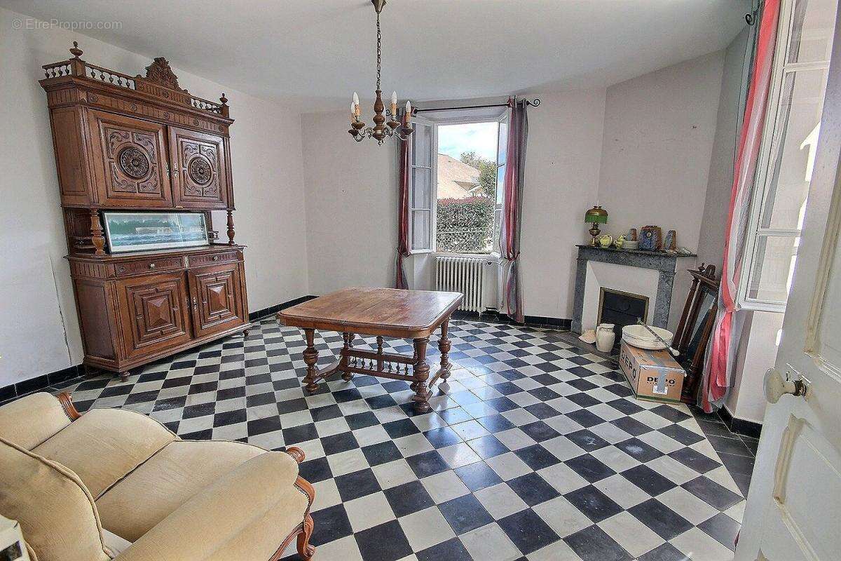 Maison à BEYRIE-EN-BEARN