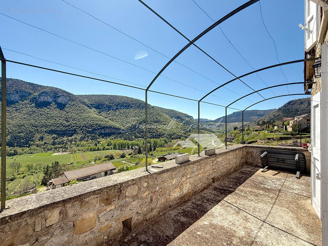 Maison à MOSTUEJOULS